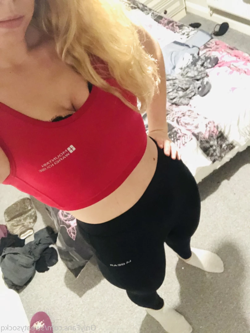 Sweaty Sock Queen [ sweatysockq ] Onlyfans leaked photo 14430298 on Hotleaks.tv