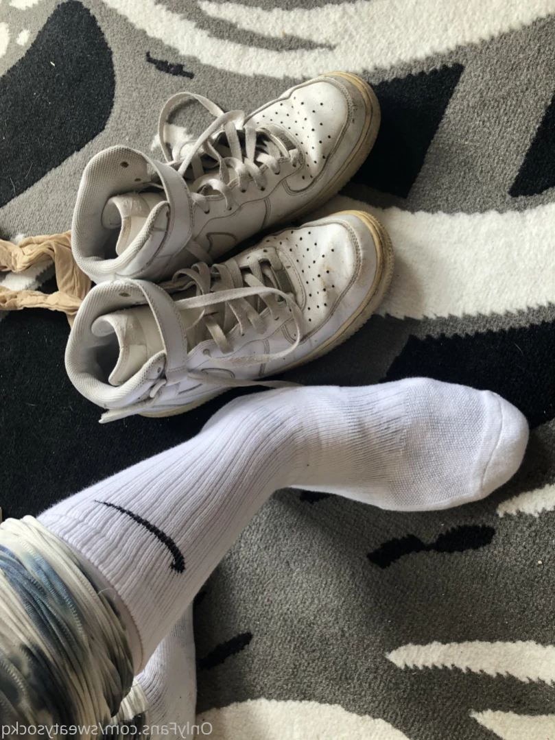 Sweaty Sock Queen [ sweatysockq ] Onlyfans leaked photo 14430478 on Hotleaks.tv