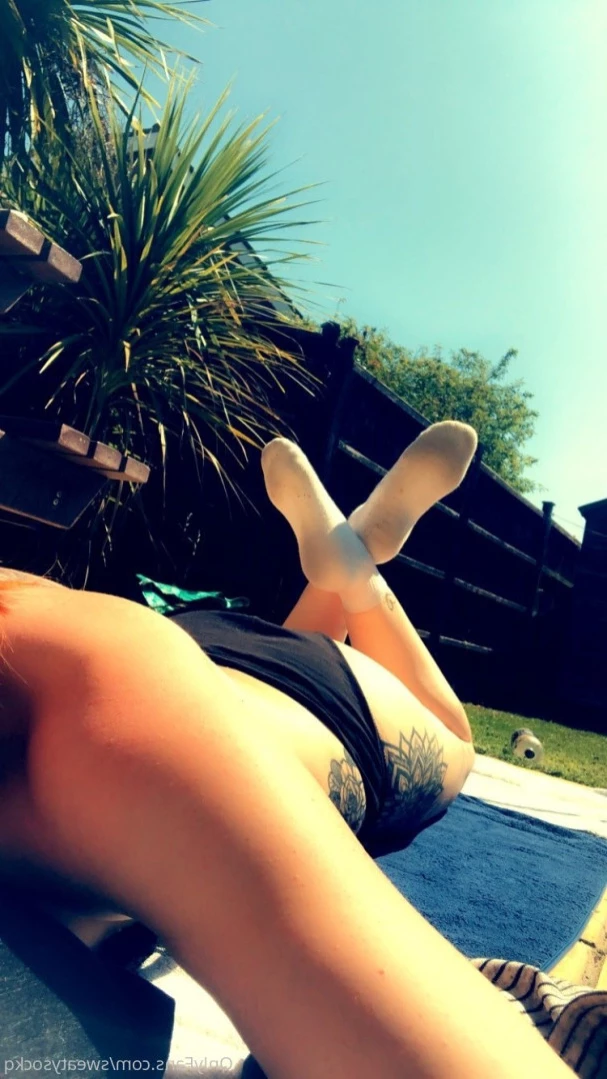 Sweaty Sock Queen [ sweatysockq ] Onlyfans leaked photo 14485748 on Hotleaks.tv