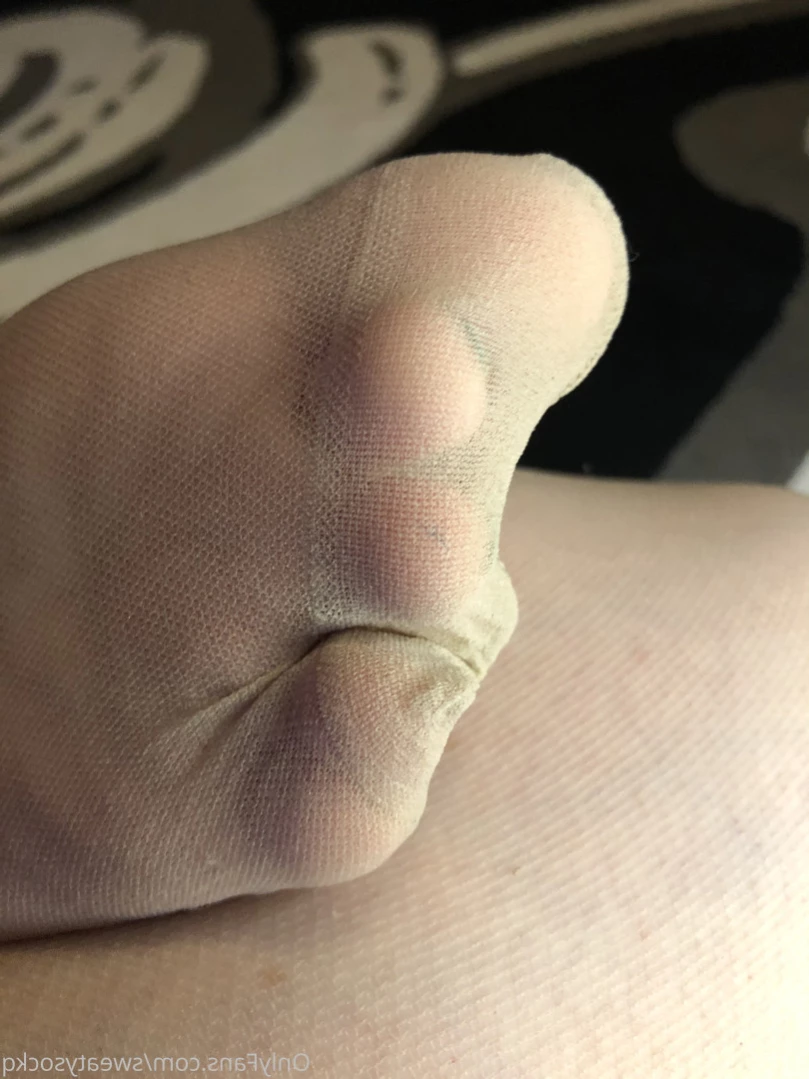 Sweaty Sock Queen [ sweatysockq ] Onlyfans leaked photo 15052887 on Hotleaks.tv