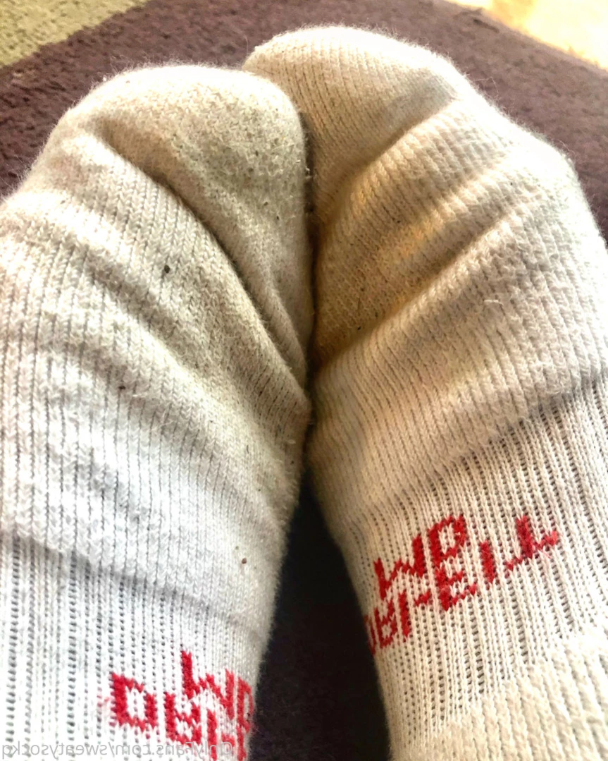 Sweaty Sock Queen [ sweatysockq ] Onlyfans leaked photo 15588117 on Hotleaks.tv