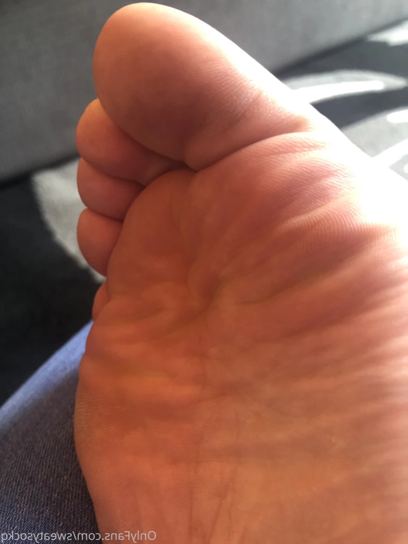 Sweaty Sock Queen [ sweatysockq ] Onlyfans leaked photo 15890849 on Hotleaks.tv