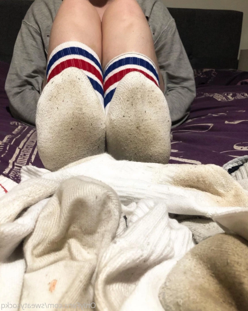 Sweaty Sock Queen [ sweatysockq ] Onlyfans leaked photo 15936763 on Hotleaks.tv