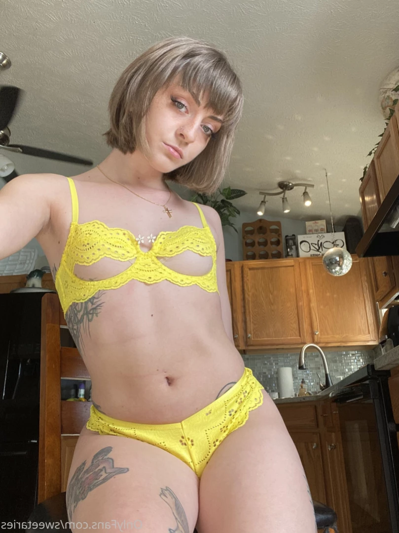 Sweet Aries [ sweetaries ] Onlyfans leaked photo 15049271 on Hotleaks.tv