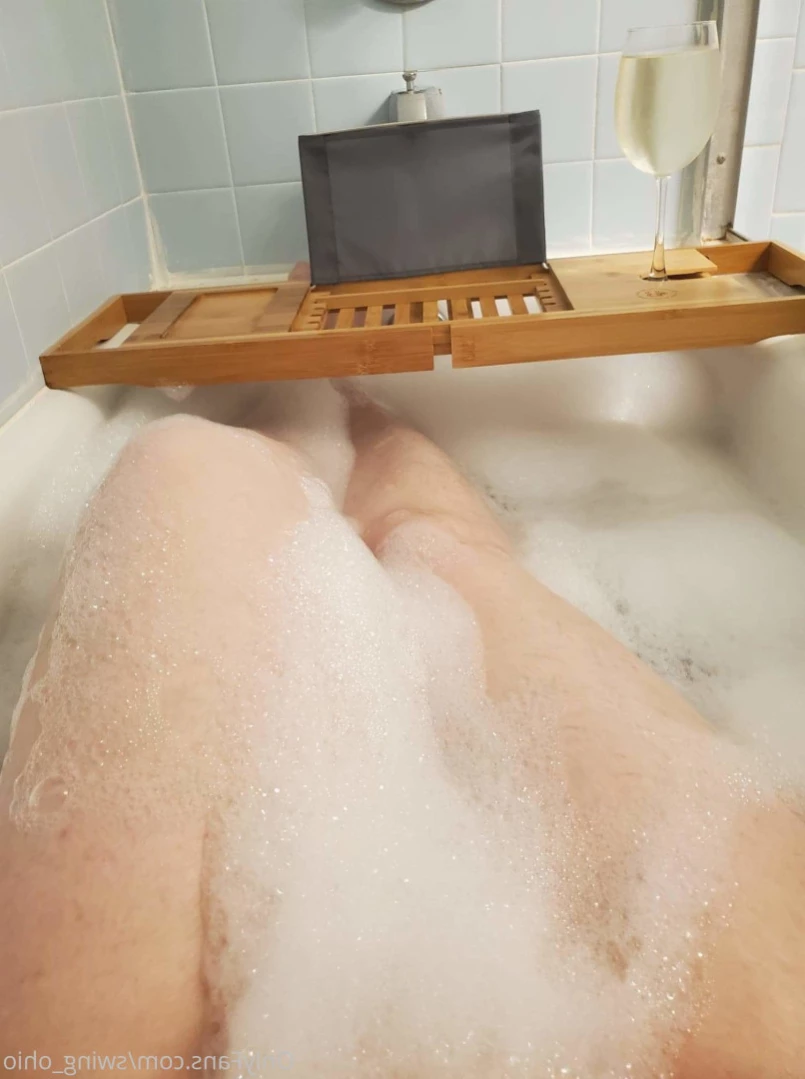 Southwest Ohio Swing [ swing_ohio ] Onlyfans leaked photo 11379546 on Hotleaks.tv