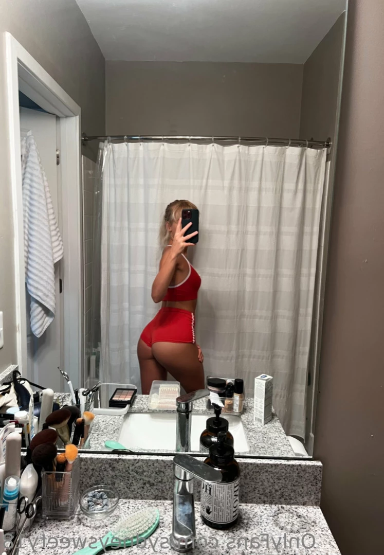 Sydney Sweety ❤️ [ sydneysweety18 ] Onlyfans leaked photo 16105992 on Hotleaks.tv