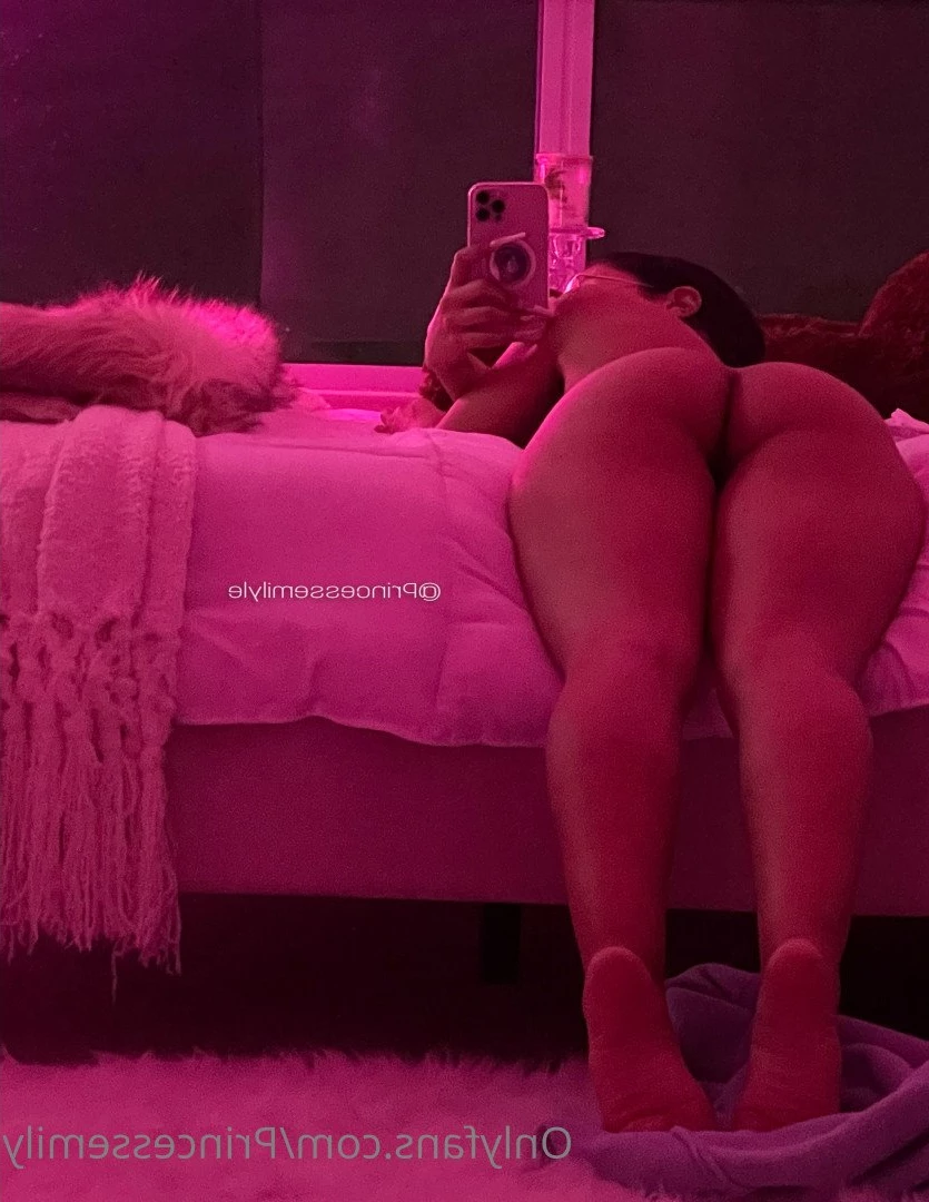 Princess Emily 👑 [ princessemily ] Onlyfans leaked photo 1492279 on Hotleaks.tv