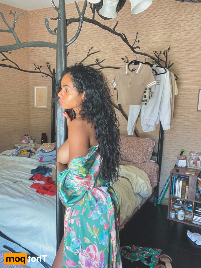 princesshelayna Onlyfans leaked photo 16536857 on Hotleaks.tv