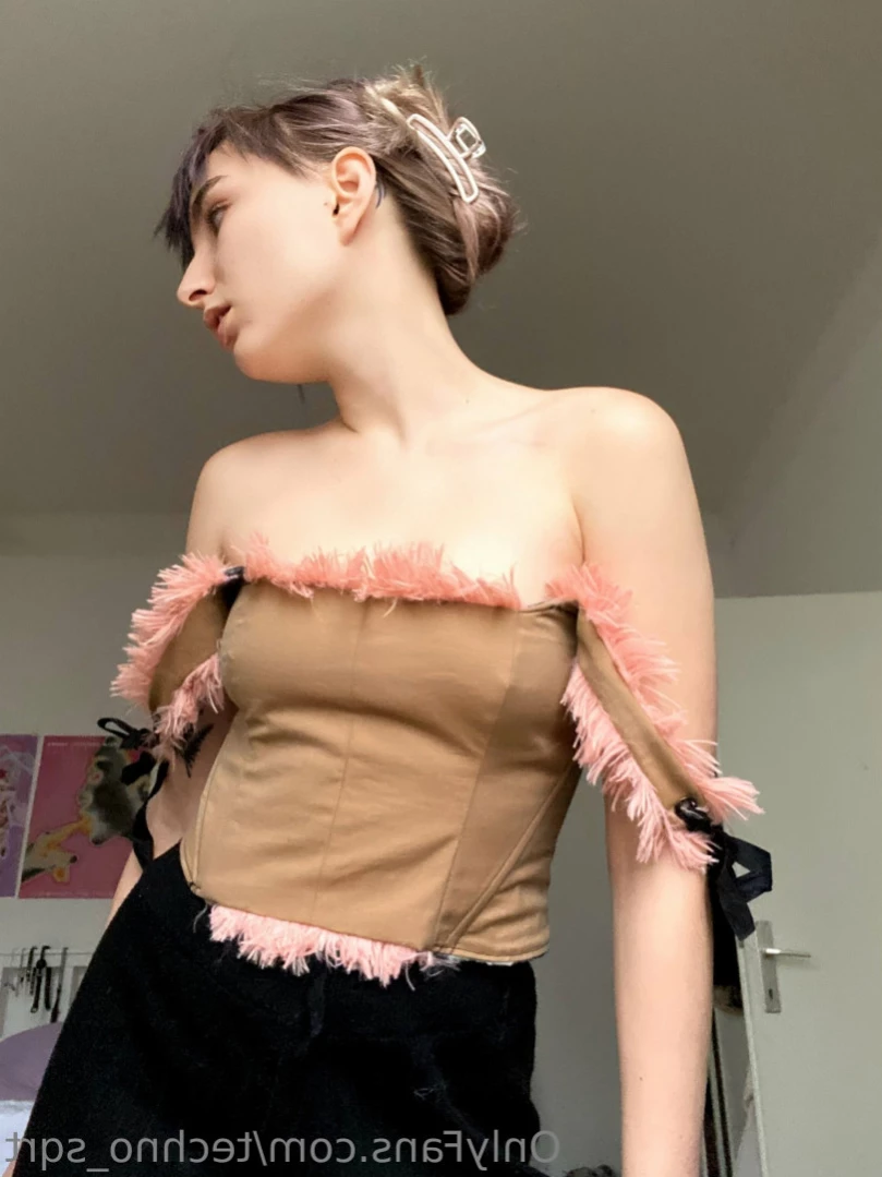Sanny 🌼 [ techno_sqrt ] Onlyfans leaked photo 13799076 on Hotleaks.tv