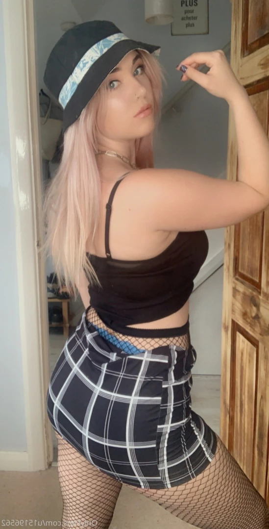Hippy queen 💖 [ that_hippy_queen ] Onlyfans leaked photo 12843333 on Hotleaks.tv