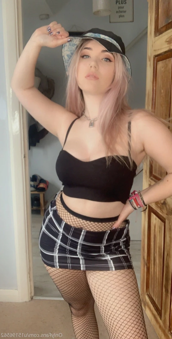 Hippy queen 💖 [ that_hippy_queen ] Onlyfans leaked photo 13969103 on Hotleaks.tv