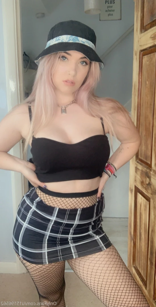 Hippy queen 💖 [ that_hippy_queen ] Onlyfans leaked photo 14260996 on Hotleaks.tv