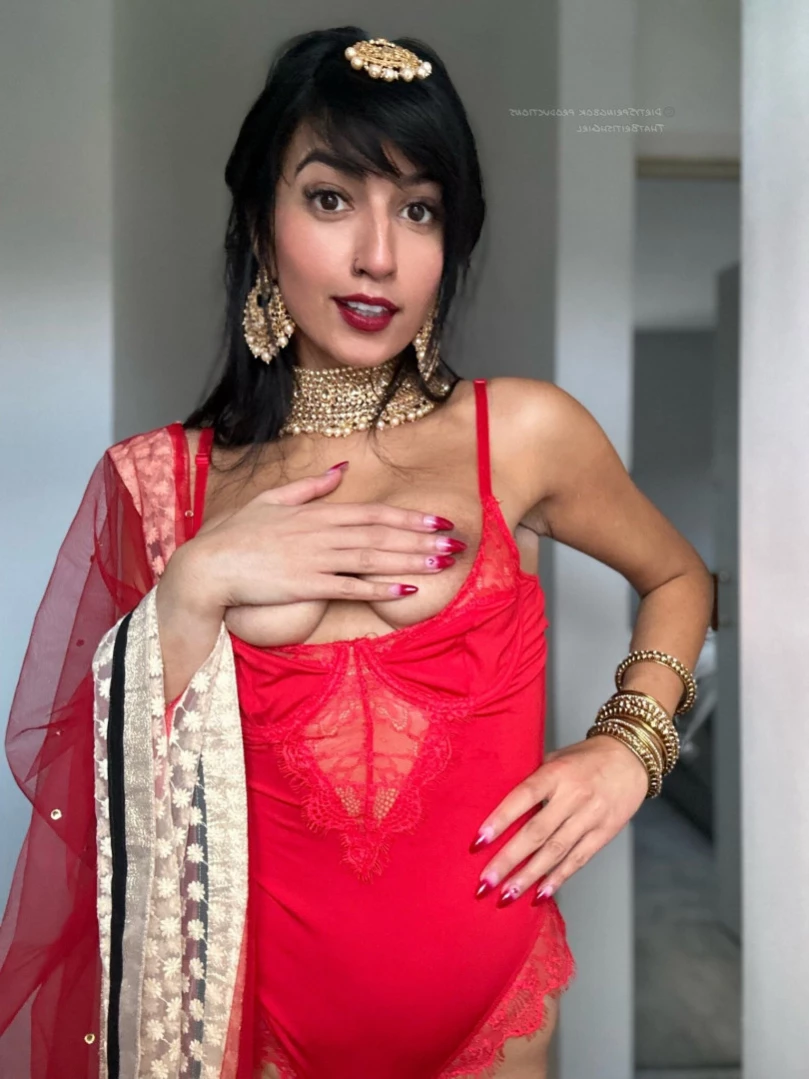 Aaliyah Yasin [ thatbritishgirl ] Onlyfans leaked photo 13975991 on Hotleaks.tv