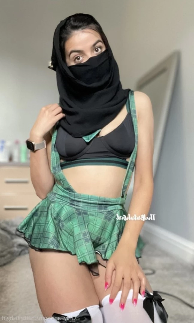 Aaliyah Yasin [ thatbritishgirl ] Onlyfans leaked photo 13977989 on Hotleaks.tv