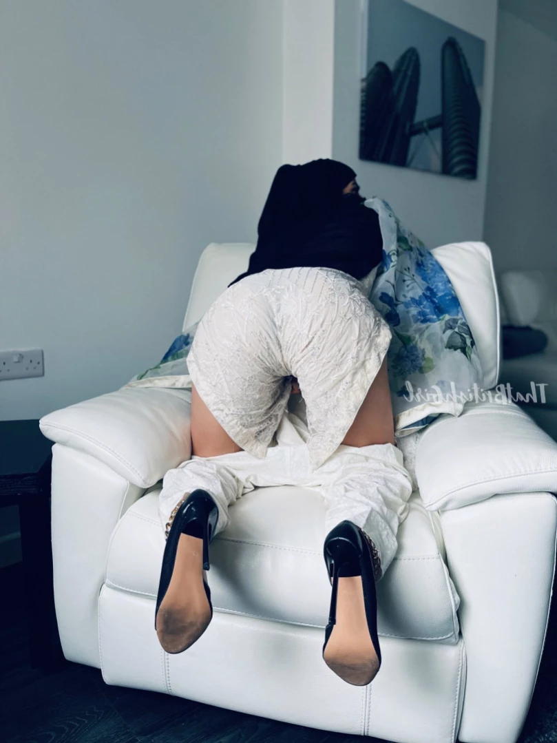 Aaliyah Yasin [ thatbritishgirl ] Onlyfans leaked photo 15998141 on Hotleaks.tv