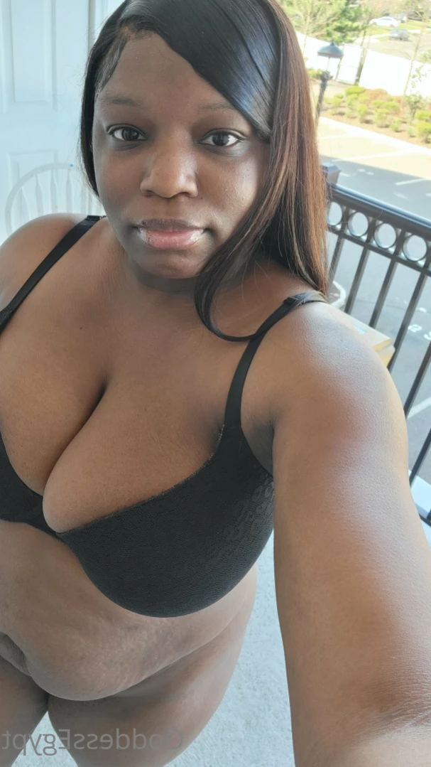 Goddess Egypt💎Single Message Me💍 [ thatchocobxtch ] Onlyfans leaked photo 11891367 on Hotleaks.tv