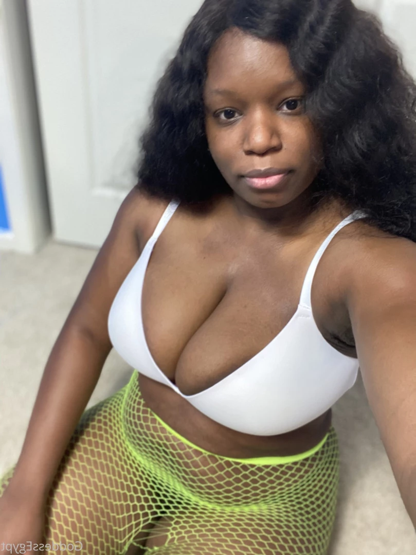 Goddess Egypt💎Single Message Me💍 [ thatchocobxtch ] Onlyfans leaked photo 13973909 on Hotleaks.tv