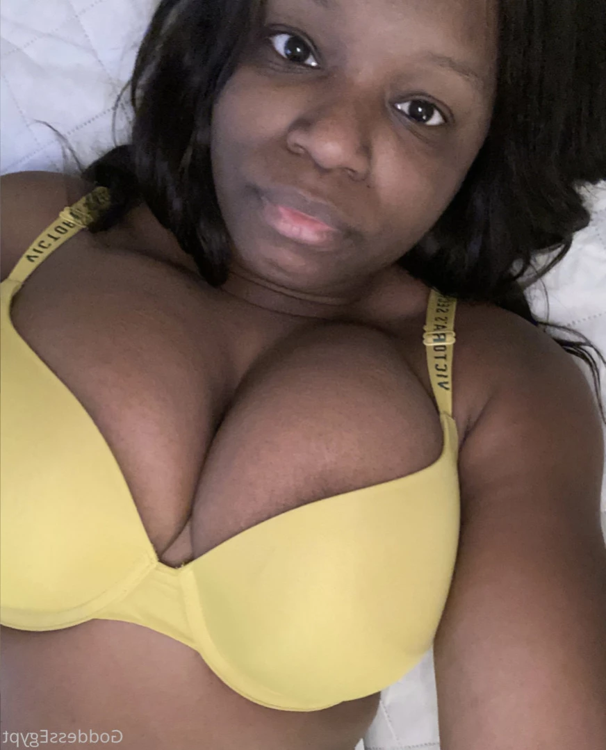 Goddess Egypt💎Single Message Me💍 [ thatchocobxtch ] Onlyfans leaked photo 13973991 on Hotleaks.tv