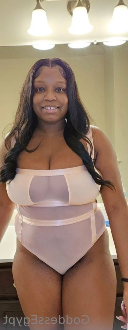 Goddess Egypt💎Single Message Me💍 [ thatchocobxtch ] Onlyfans leaked photo 14870316 on Hotleaks.tv