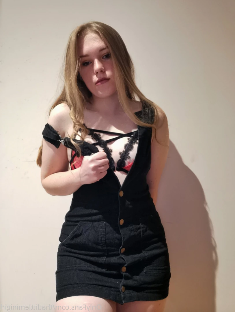 CHAT WITH ME 👸- BIRTHDAY MONTH! [ thatlittleminigirl ] Onlyfans leaked photo 13979778 on Hotleaks.tv