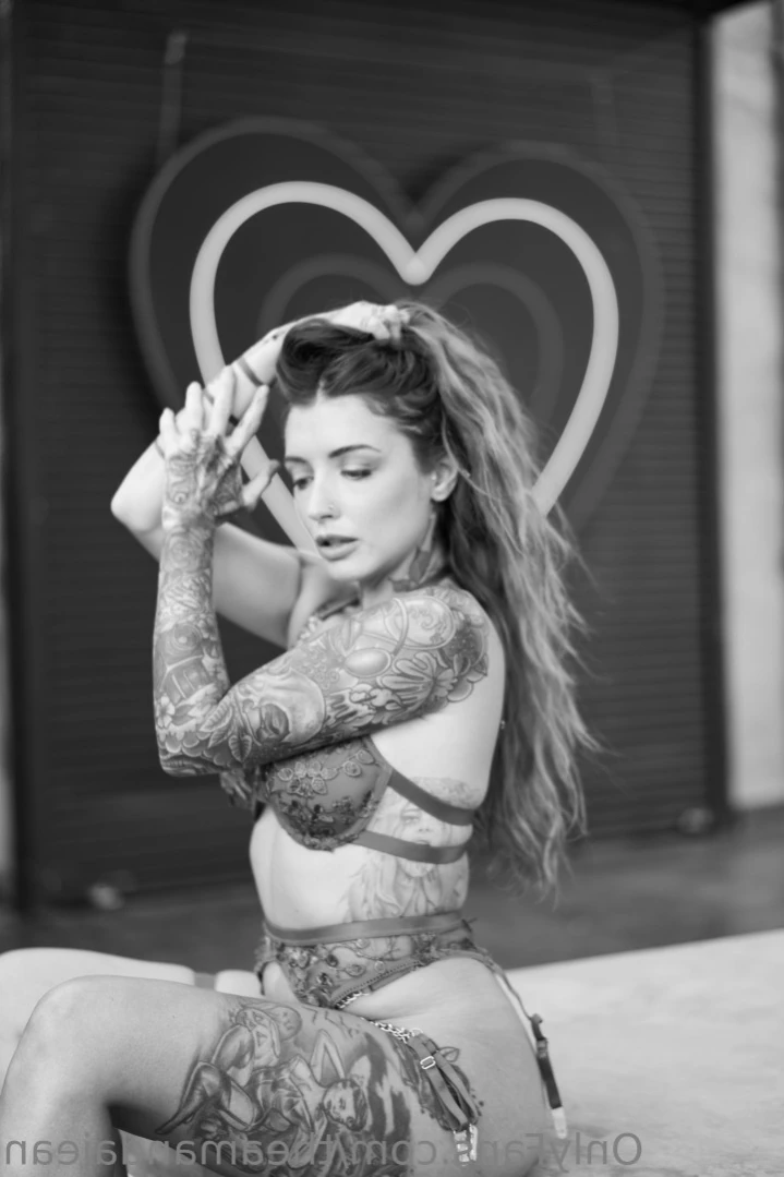 The Amanda Jean ✨VIP✨ [ theamandajean ] Onlyfans leaked photo 14433306 on Hotleaks.tv