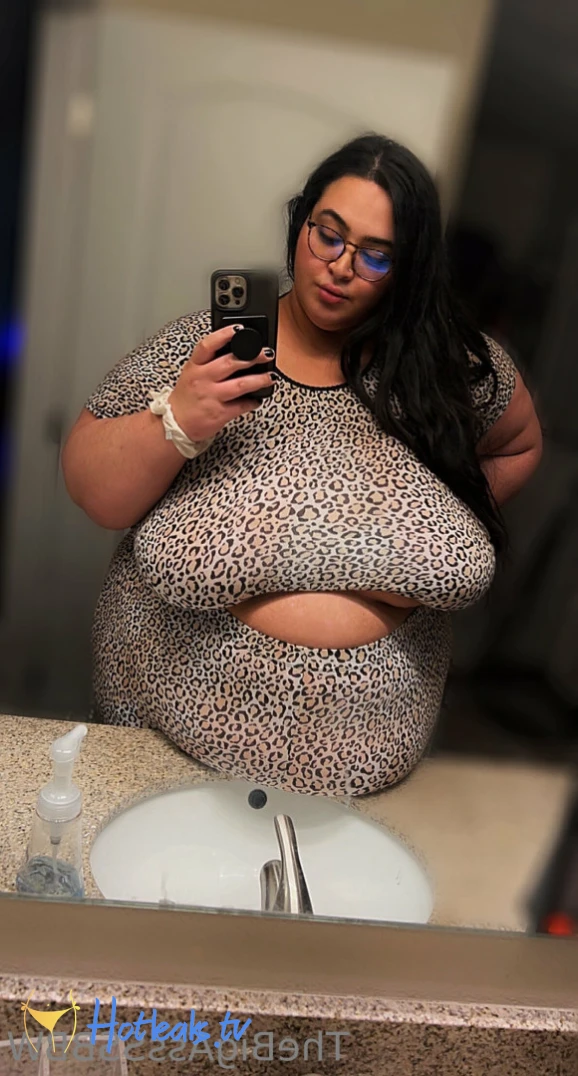 TheBigAssSSBBW [ thebigassssbbw1 ] Onlyfans leaked photo 13881145 on Hotleaks.tv