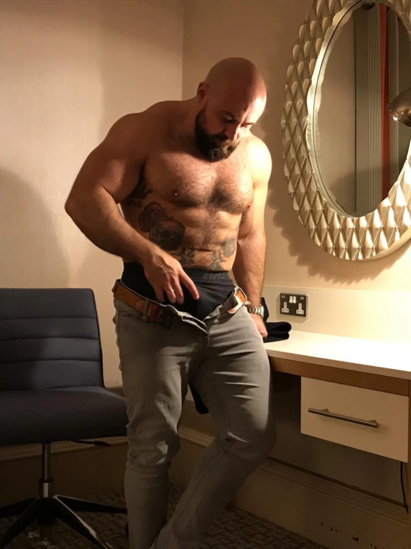 The british bear [ thebritishbear1 ] Onlyfans leaked photo 12962410 on Hotleaks.tv
