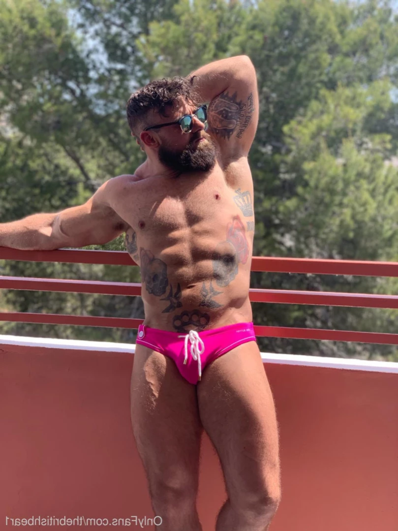 The british bear [ thebritishbear1 ] Onlyfans leaked photo 13880315 on Hotleaks.tv