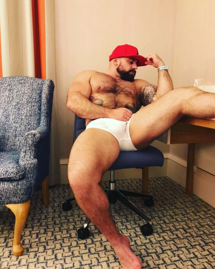 The british bear [ thebritishbear1 ] Onlyfans leaked photo 13886572 on Hotleaks.tv