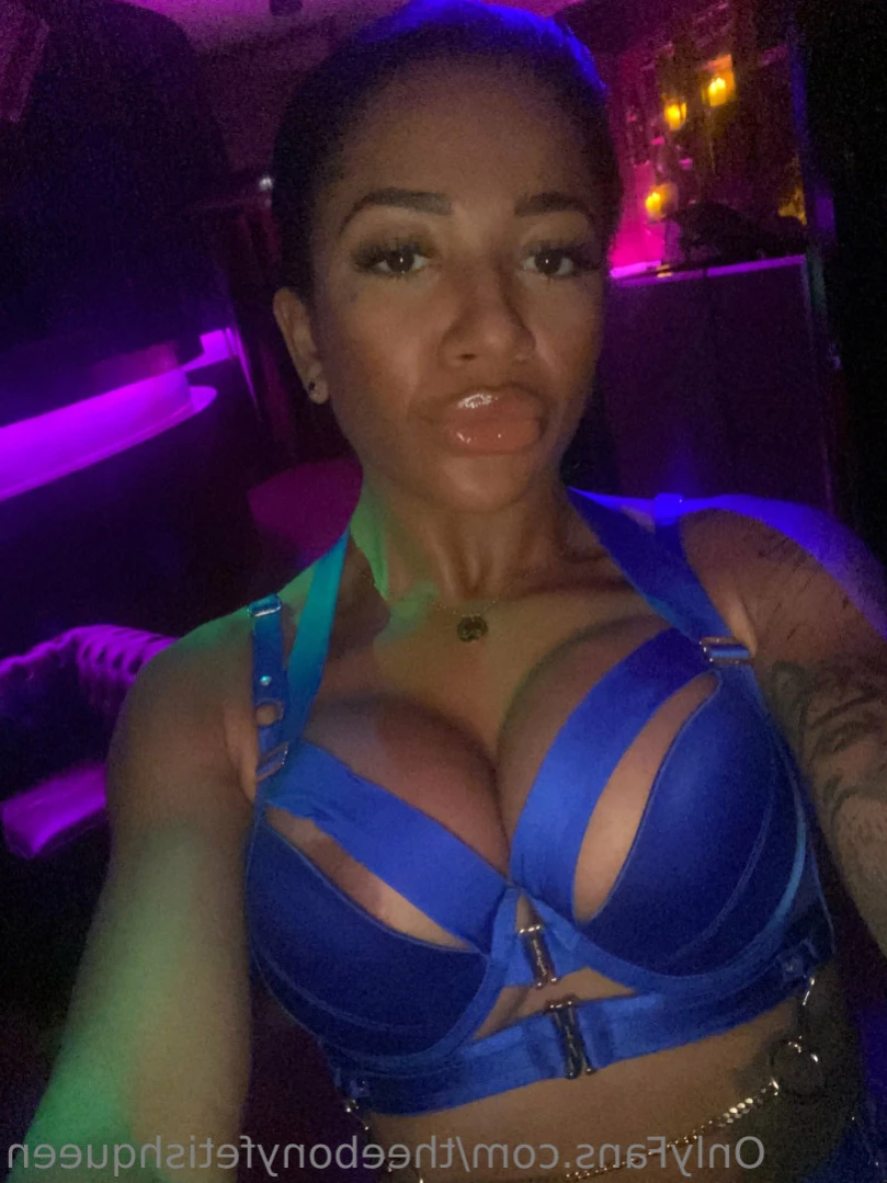 Ebony Fetish Queen [ theebonyfetishqueen ] Onlyfans leaked photo 13941375 on Hotleaks.tv