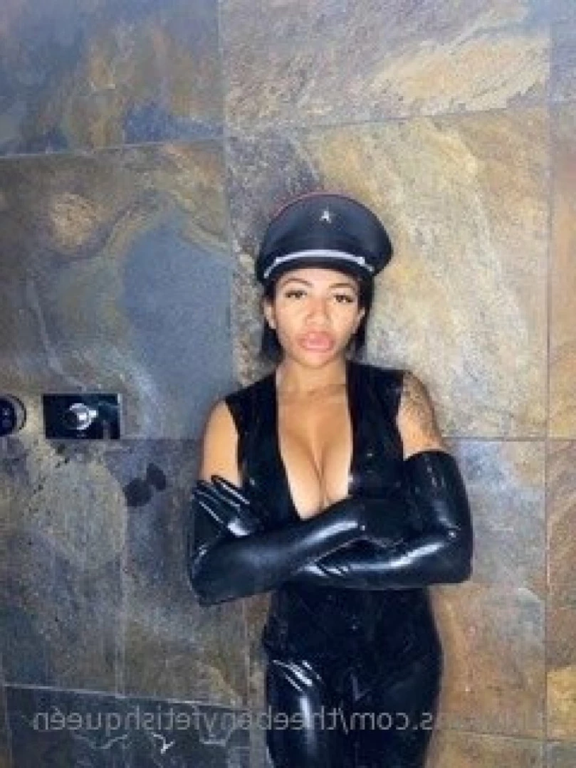 Ebony Fetish Queen [ theebonyfetishqueen ] Onlyfans leaked photo 15265360 on Hotleaks.tv