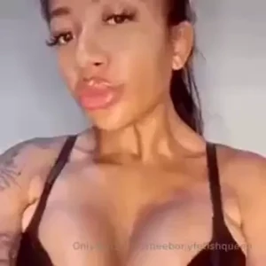 15717032