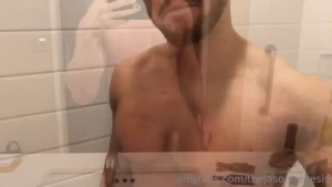15863423