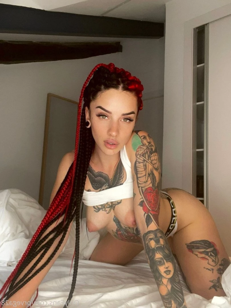 18 Y.o VIDEOCALL QUEEN [ prvega28 ] Onlyfans leaked photo 2082462 on Hotleaks.tv