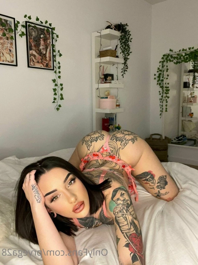 18 Y.o VIDEOCALL QUEEN [ prvega28 ] Onlyfans leaked photo 2082518 on Hotleaks.tv