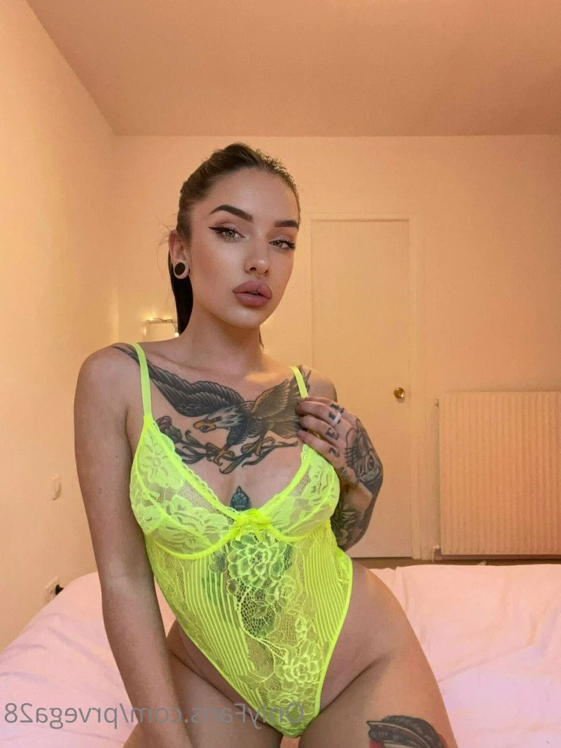18 Y.o VIDEOCALL QUEEN [ prvega28 ] Onlyfans leaked photo 2082888 on Hotleaks.tv