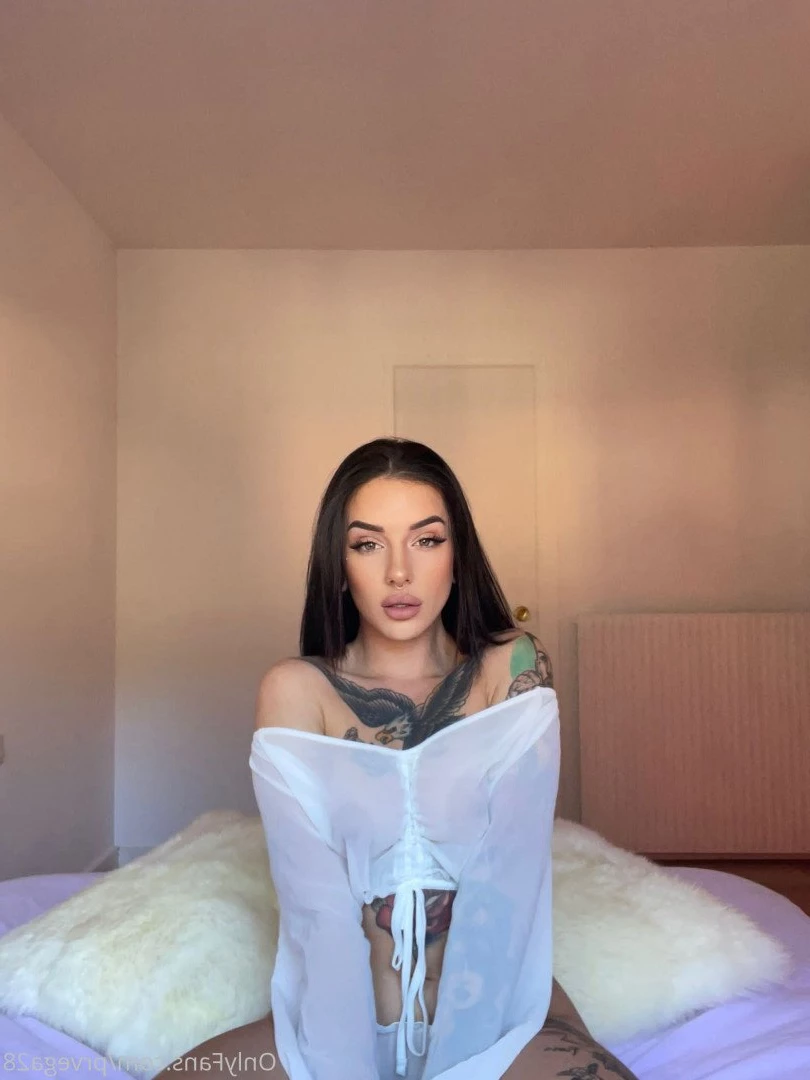 18 Y.o VIDEOCALL QUEEN [ prvega28 ] Onlyfans leaked photo 2083007 on Hotleaks.tv