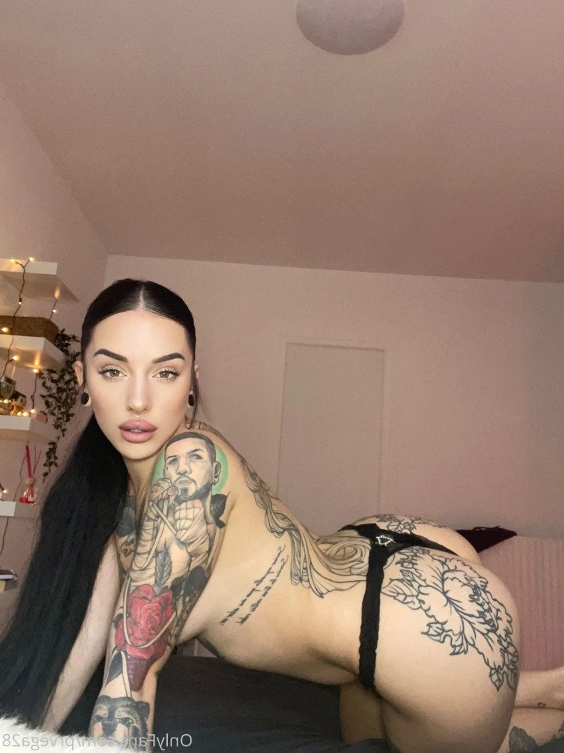 18 Y.o VIDEOCALL QUEEN [ prvega28 ] Onlyfans leaked photo 2083194 on Hotleaks.tv