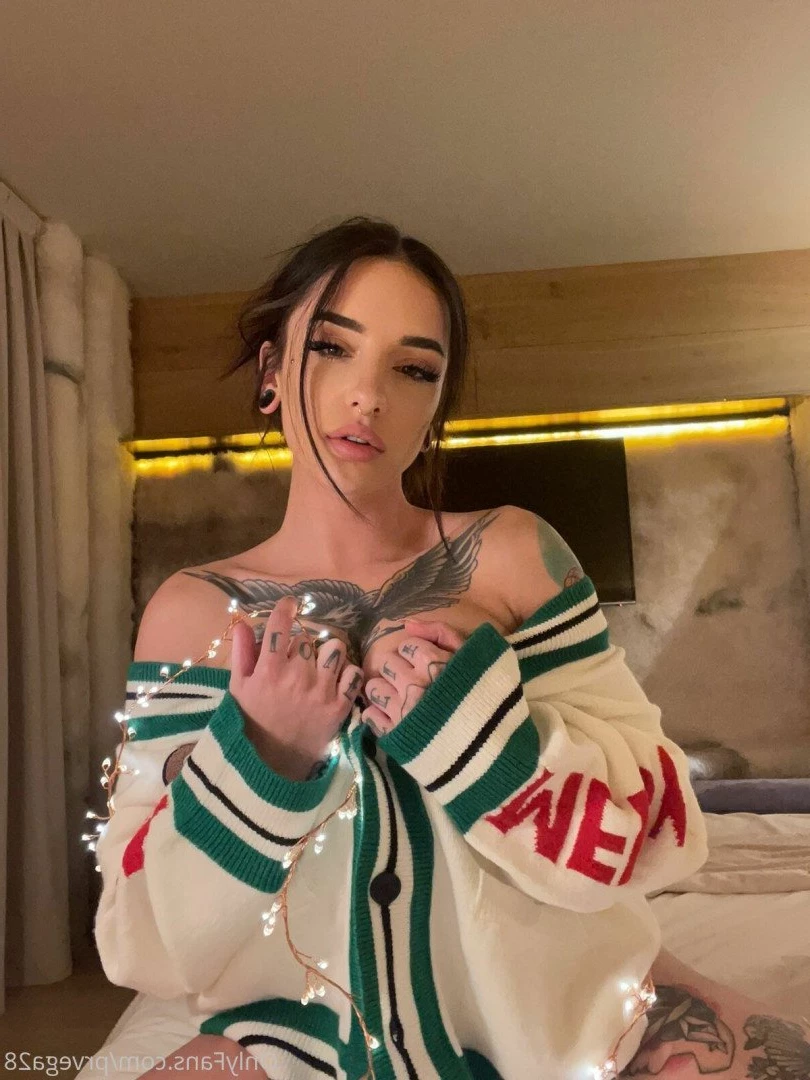 18 Y.o VIDEOCALL QUEEN [ prvega28 ] Onlyfans leaked photo 2084469 on Hotleaks.tv