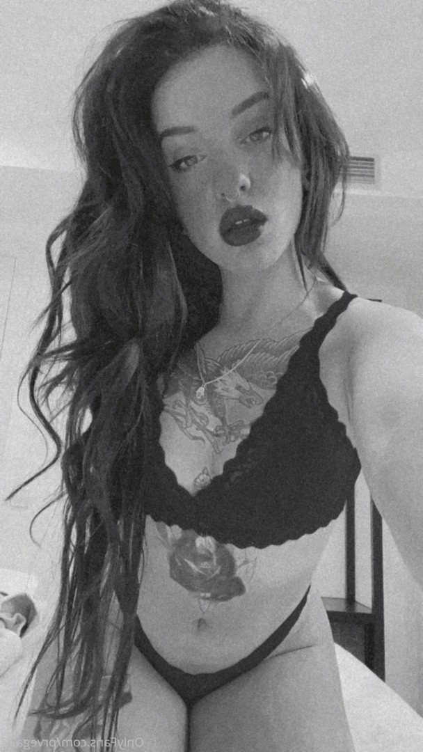 18 Y.o VIDEOCALL QUEEN [ prvega28 ] Onlyfans leaked photo 2085580 on Hotleaks.tv