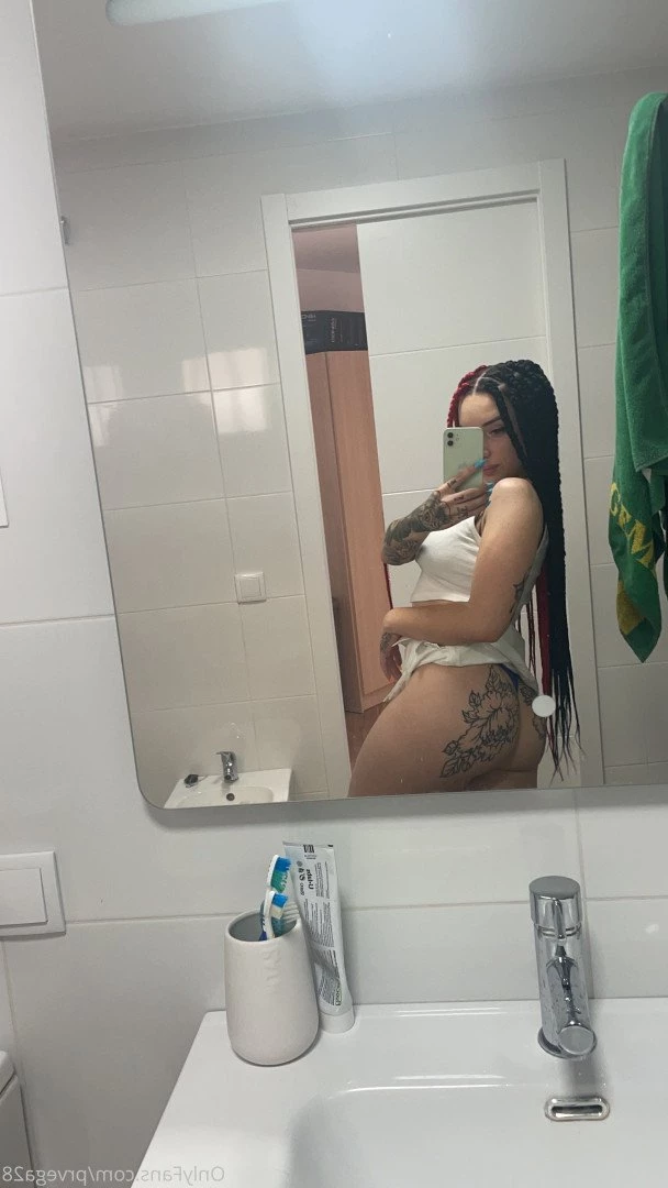 18 Y.o VIDEOCALL QUEEN [ prvega28 ] Onlyfans leaked photo 2087352 on Hotleaks.tv