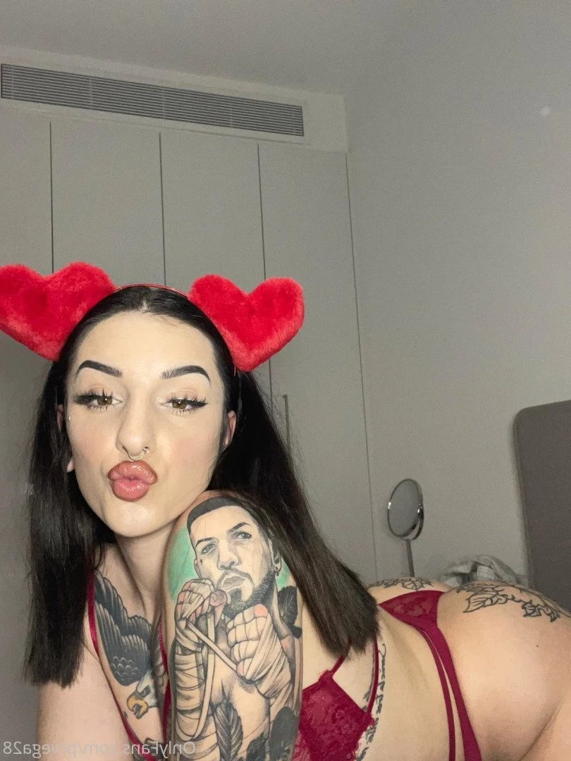18 Y.o VIDEOCALL QUEEN [ prvega28 ] Onlyfans leaked photo 2087792 on Hotleaks.tv