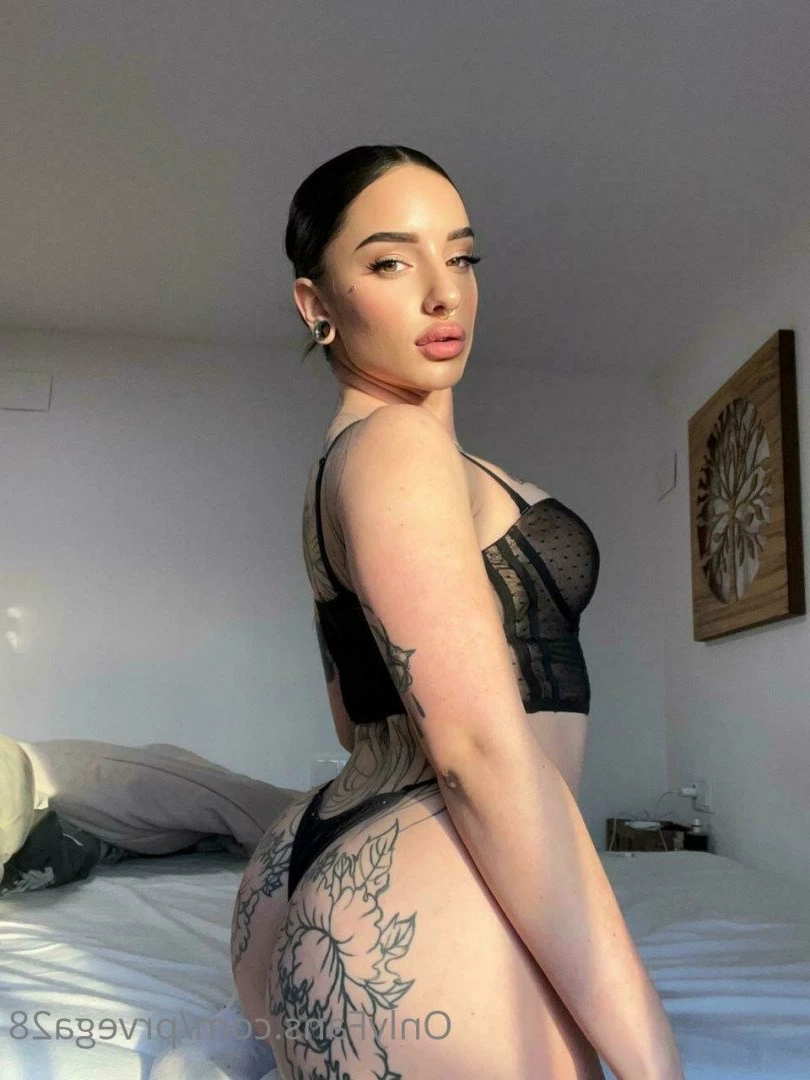 18 Y.o VIDEOCALL QUEEN [ prvega28 ] Onlyfans leaked photo 2087839 on Hotleaks.tv