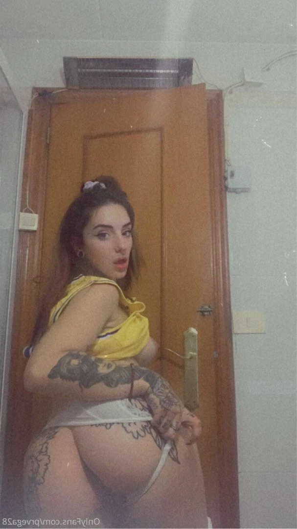 18 Y.o VIDEOCALL QUEEN [ prvega28 ] Onlyfans leaked photo 2087859 on Hotleaks.tv