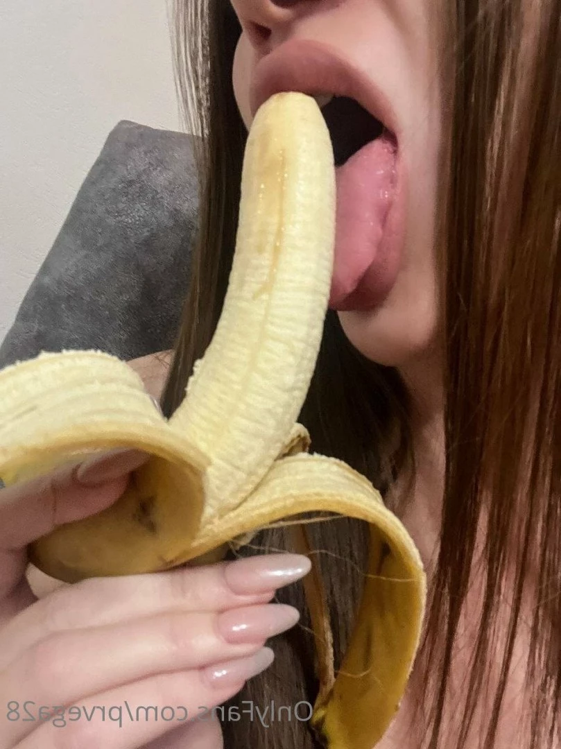 18 Y.o VIDEOCALL QUEEN [ prvega28 ] Onlyfans leaked photo 2087878 on Hotleaks.tv