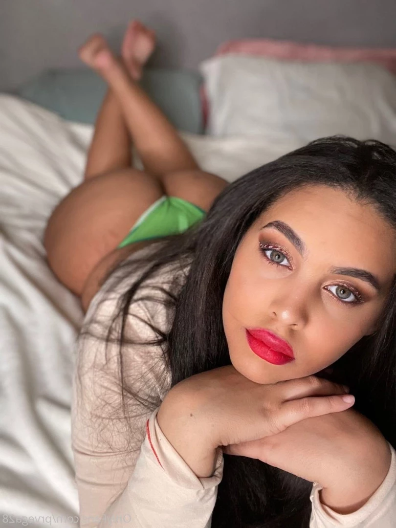 18 Y.o VIDEOCALL QUEEN [ prvega28 ] Onlyfans leaked photo 6485362 on Hotleaks.tv