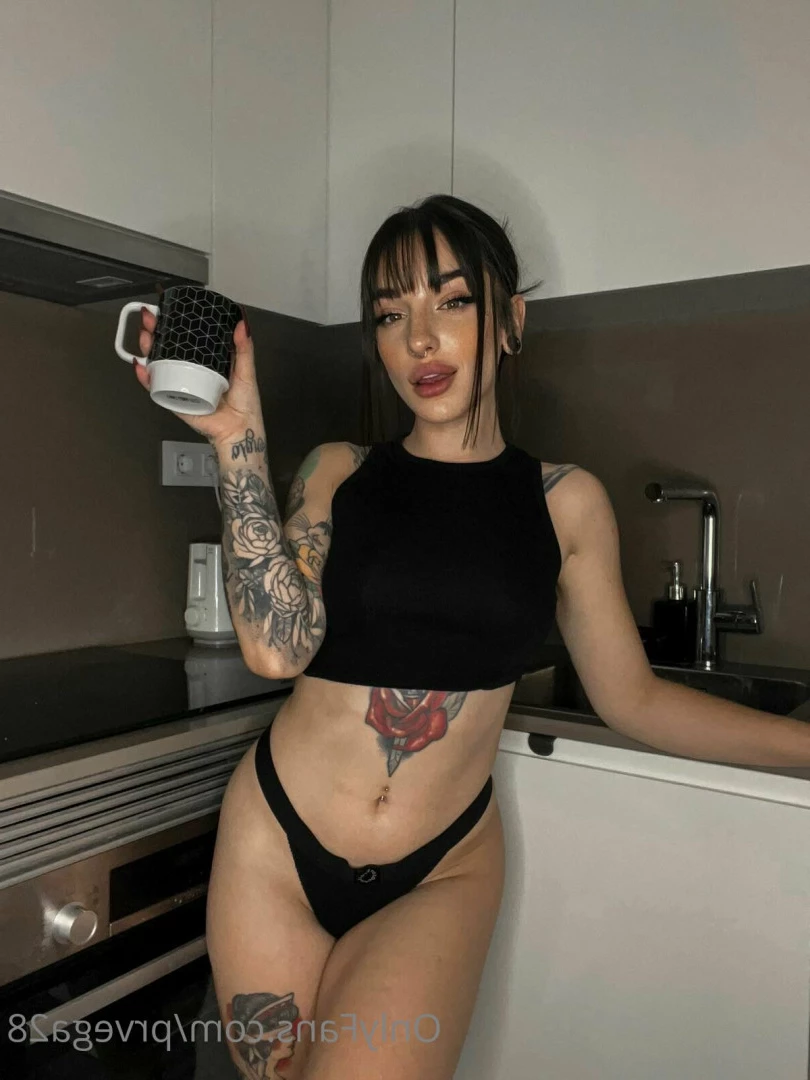 18 Y.o VIDEOCALL QUEEN [ prvega28 ] Onlyfans leaked photo 6488197 on Hotleaks.tv