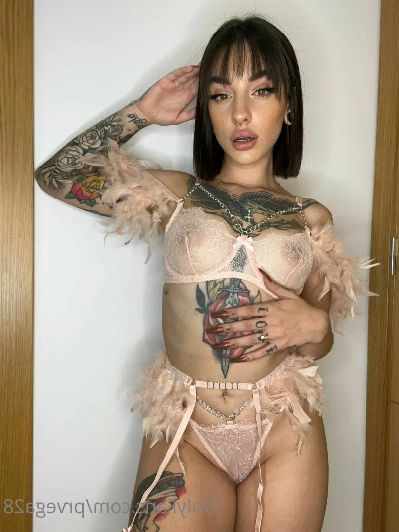 18 Y.o VIDEOCALL QUEEN [ prvega28 ] Onlyfans leaked photo 6488504 on Hotleaks.tv
