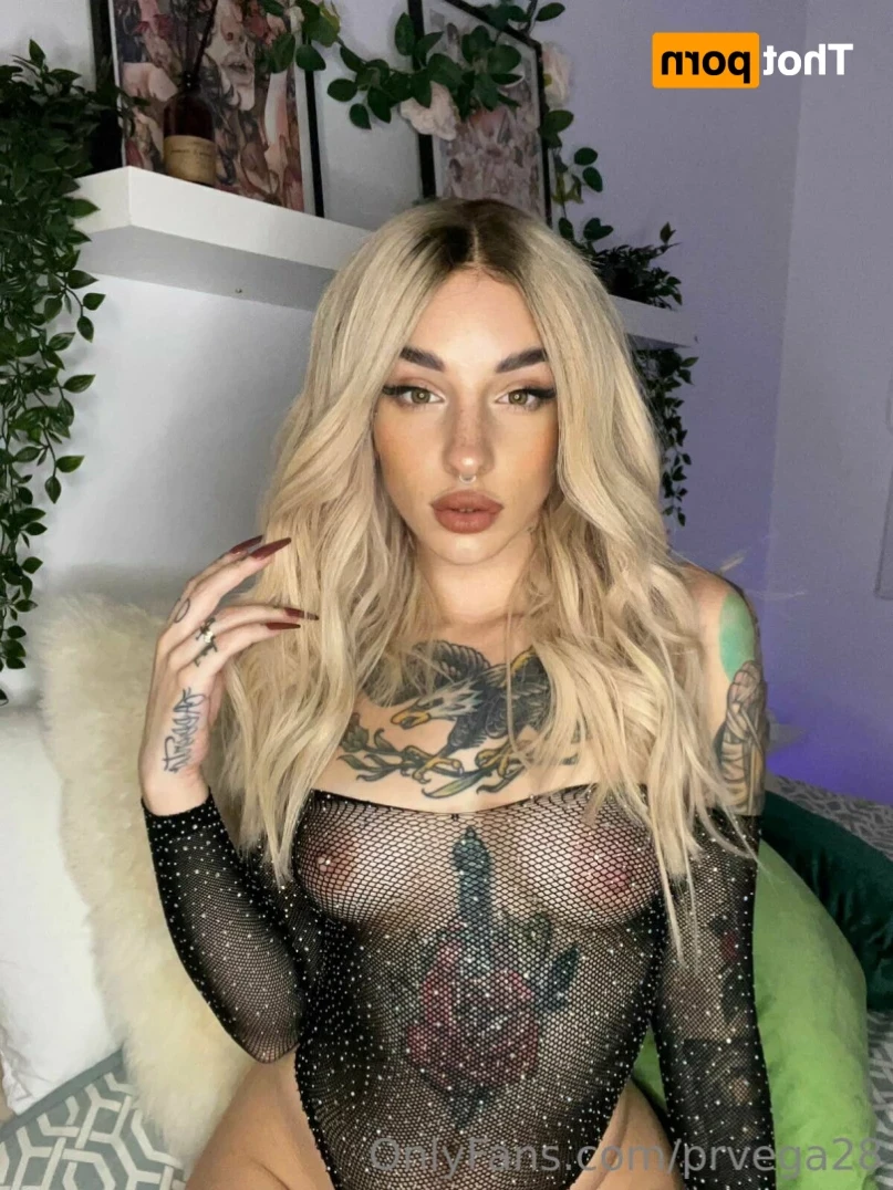 18 Y.o VIDEOCALL QUEEN [ prvega28 ] Onlyfans leaked photo 13915812 on Hotleaks.tv