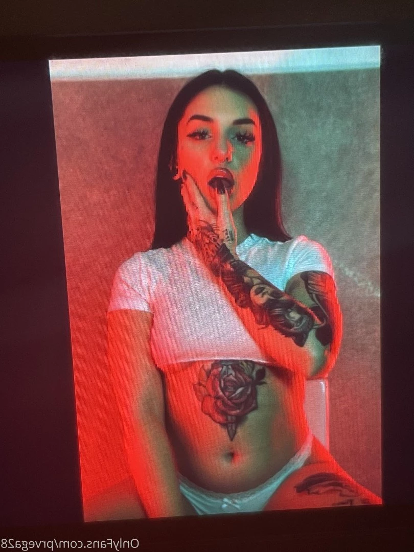 18 Y.o VIDEOCALL QUEEN [ prvega28 ] Onlyfans leaked photo 989165 on Hotleaks.tv